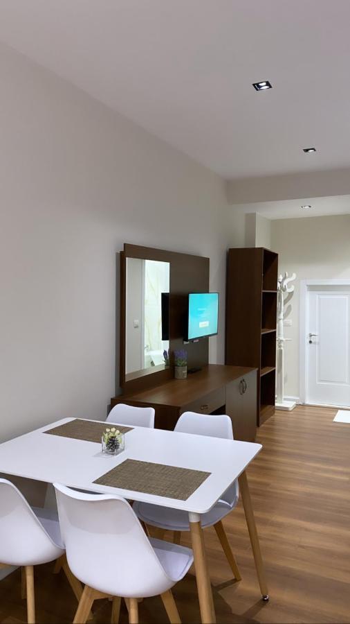Armando'S House Durres Apartment ภายนอก รูปภาพ
