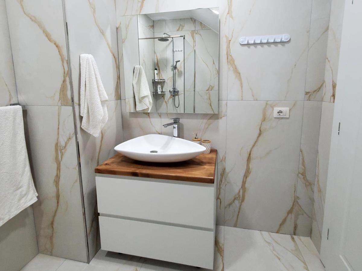 Armando'S House Durres Apartment ภายนอก รูปภาพ