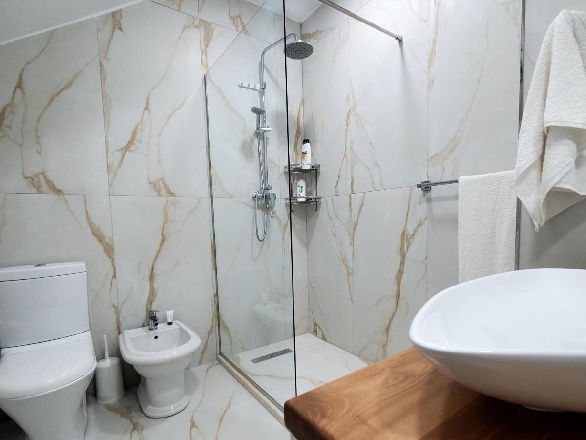Armando'S House Durres Apartment ภายนอก รูปภาพ