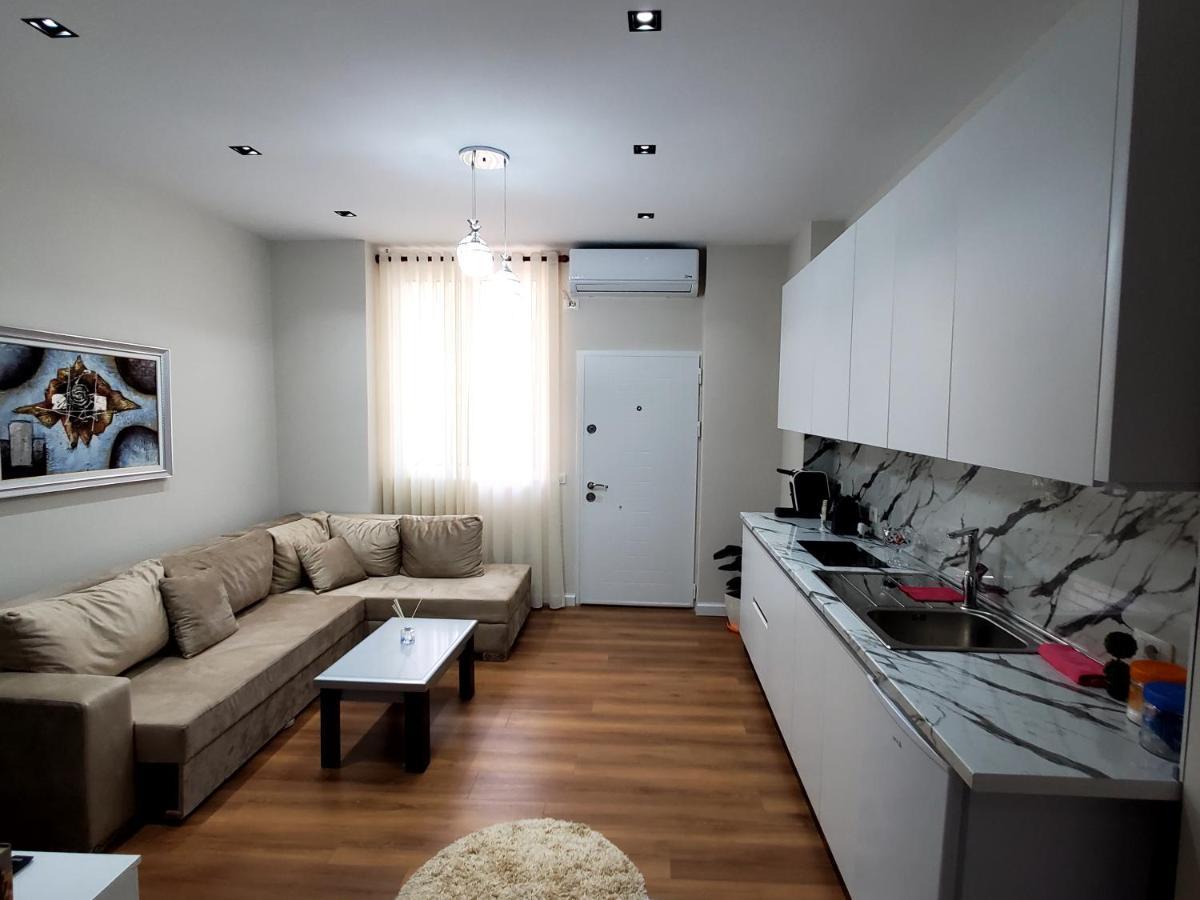 Armando'S House Durres Apartment ภายนอก รูปภาพ